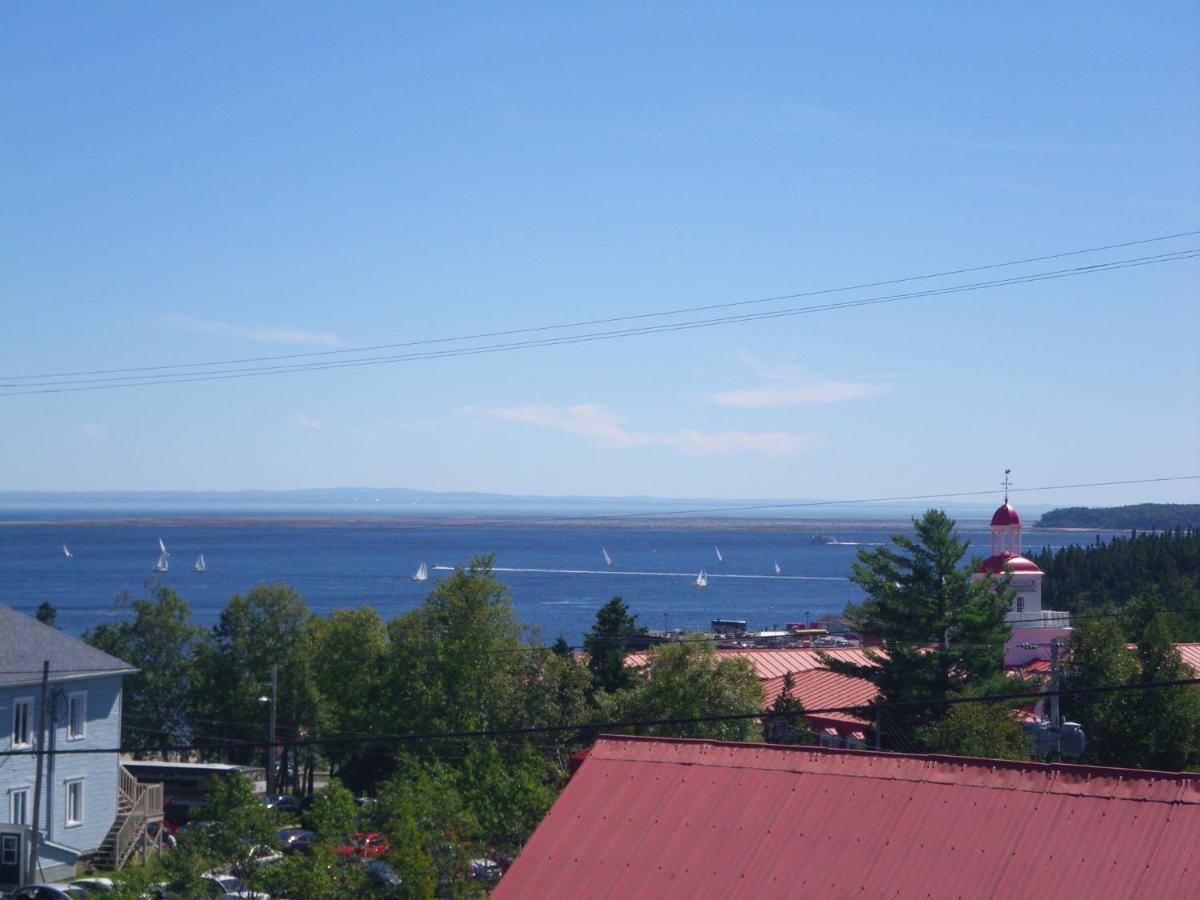 Hebergement Du Bateau Tadoussac Eksteriør bilde